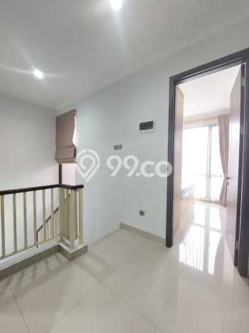 For Sale Hunian Rumah Terawat 4 KT di Sektor 7-Bintaro, Tangerang Selatan For Sale Hunian Rumah Terawat 4 KT di Sektor 7-Bintaro, Tangerang Selatan