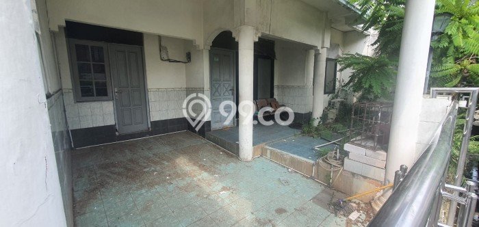 Rumah Luas Asri 5 KT Siap Huni di Sektor 9-Bintaro Tangerang Selatan Rumah Luas Asri 5 KT Siap Huni di Sektor 9-Bintaro Tangerang Selatan