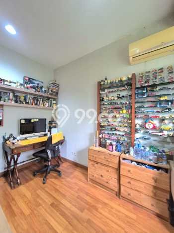 For Sale! Premium House LT 250m2 Desain Elegan di Sektor 9-Bintaro For Sale! Premium House LT 250m2 Desain Elegan di Sektor 9-Bintaro