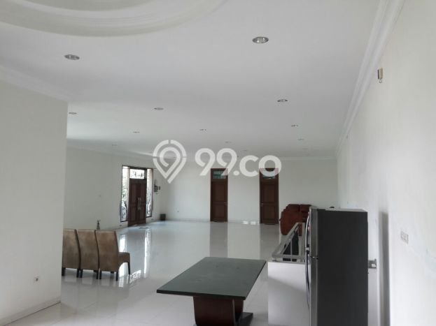 Unit Ruko Dijual di Semarang Tengah Semarang Luas Tanah 375m2, Luas Bangunan 600m2 Unit Ruko Dijual di Semarang Tengah Semarang Luas Tanah 375m2, Luas Bangunan 600m2