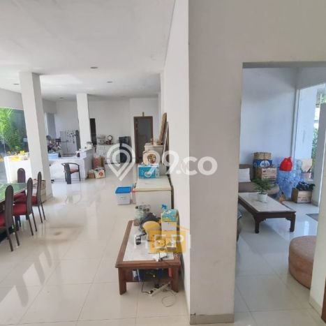 Rumah Lokasi Strategis di Bukit Sari, Semarang, Luas 476m² LB 790m² Rumah Lokasi Strategis di Bukit Sari, Semarang, Luas 476m² LB 790m²