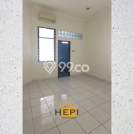 Lokasi strategis! Rumah siap huni disewakan di Gajah Mungkur LB 300m2 Lokasi strategis! Rumah siap huni disewakan di Gajah Mungkur LB 300m2