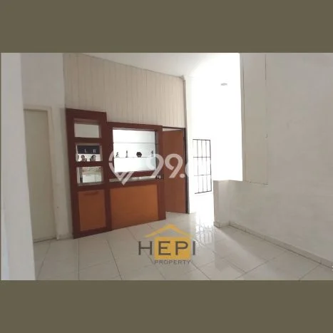 Disewakan! Rumah 2 Kamar Tidur &
1 Kamar Mandi di Puri Anjasmoro, Semarang Disewakan! Rumah 2 Kamar Tidur &
1 Kamar Mandi di Puri Anjasmoro, Semarang