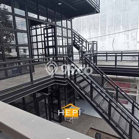 Ruko disewakan lokasi strategis Tembalang Semarang 499m2 Ruko disewakan lokasi strategis Tembalang Semarang 499m2