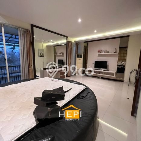 Rumah Eksklusif Siap Huni LT 180m2 di Banyumanik, Semarang Rumah Eksklusif Siap Huni LT 180m2 di Banyumanik, Semarang