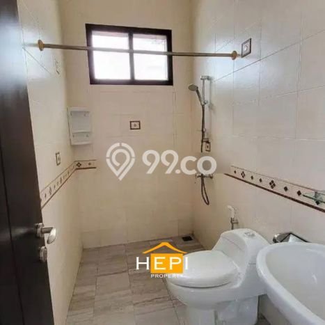 Rumah Eksklusif Siap Huni LT 394m2 di Gajah Mungkur, Semarang Rumah Eksklusif Siap Huni LT 394m2 di Gajah Mungkur, Semarang
