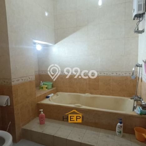 Rumah Exclusive 4 KT 2 KM di Kawasan Asri Semarang Timur, Semarang Rumah Exclusive 4 KT 2 KM di Kawasan Asri Semarang Timur, Semarang