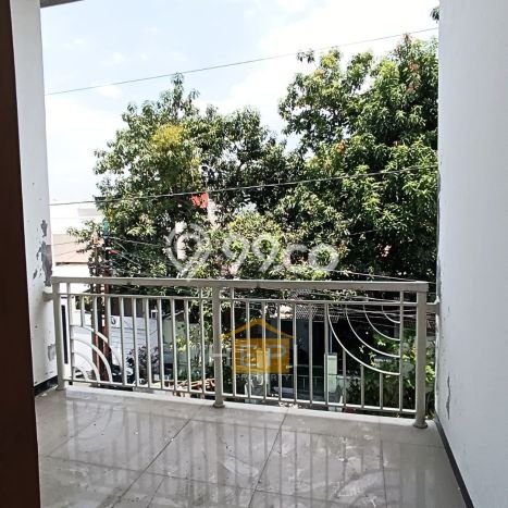 Dijual Rumah Premium dengan Fasilitas Sekitar Lengkap di Semarang Barat, Semarang Dijual Rumah Premium dengan Fasilitas Sekitar Lengkap di Semarang Barat, Semarang