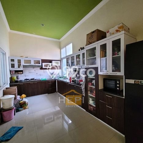 SEGERA MILIKI! Rumah area Semarang Barat, Semarang, LT 460m² LB 175m² SEGERA MILIKI! Rumah area Semarang Barat, Semarang, LT 460m² LB 175m²