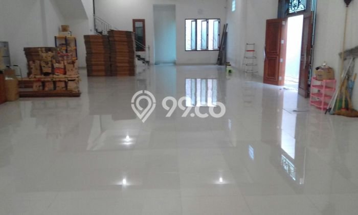 Unit Ruko Dijual di Semarang Tengah Semarang Luas Tanah 375m2, Luas Bangunan 600m2 Unit Ruko Dijual di Semarang Tengah Semarang Luas Tanah 375m2, Luas Bangunan 600m2