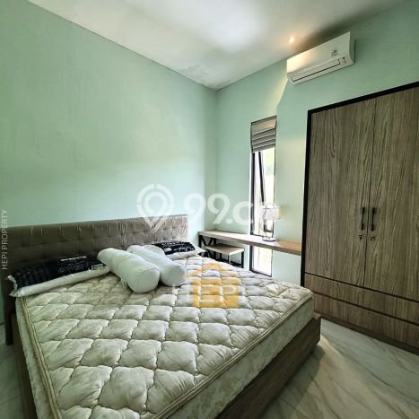 Ready to Use! Premium House LT 264m2 Desain Elegan di Candi Golf Ready to Use! Premium House LT 264m2 Desain Elegan di Candi Golf