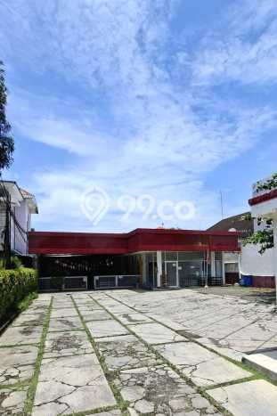 Siap Huni Rumah Mewah 8 Kamar di Semarang Tengah Dekat ke Mana Saja Siap Huni Rumah Mewah 8 Kamar di Semarang Tengah Dekat ke Mana Saja