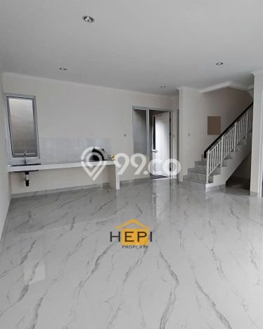 Rumah Luas Asri 4 KT Siap Pakai di Manyaran Semarang Rumah Luas Asri 4 KT Siap Pakai di Manyaran Semarang