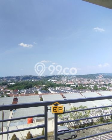Rumah Luxury Modern Tanpa Renovasi di Manyaran Semarang Rumah Luxury Modern Tanpa Renovasi di Manyaran Semarang