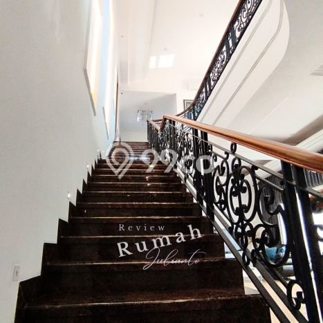 Dijual Hunian Mewah dengan Fasilitas Sekitar Lengkap di Semarang Barat, Semarang Dijual Hunian Mewah dengan Fasilitas Sekitar Lengkap di Semarang Barat, Semarang