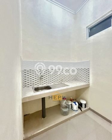 Rumah Minimalis 2 Kamar LT 129m2 di Manyaran Rumah Minimalis 2 Kamar LT 129m2 di Manyaran