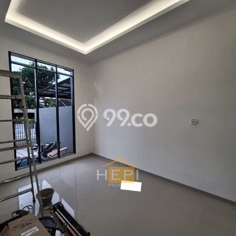 Rumah Luas Asri 4 KT Siap Huni di Tanah Mas Semarang Rumah Luas Asri 4 KT Siap Huni di Tanah Mas Semarang