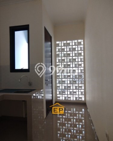 Jual Rumah Strategis Bagus Punya 3 KT di Semarang Timur Semarang - Jual Rumah Strategis Bagus Punya 3 KT di Semarang Timur Semarang -
