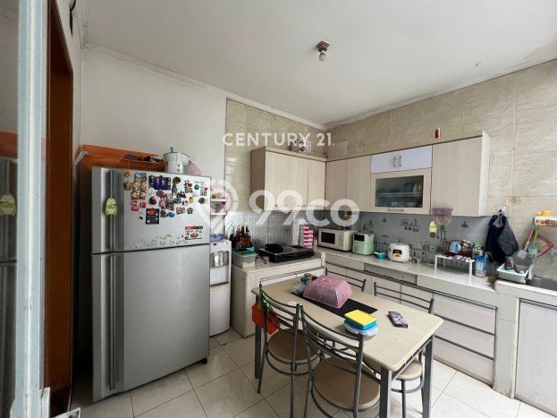 Rumah Minimalis 3 KT LT 144m2 di Taman Kopo Indah Rumah Minimalis 3 KT LT 144m2 di Taman Kopo Indah