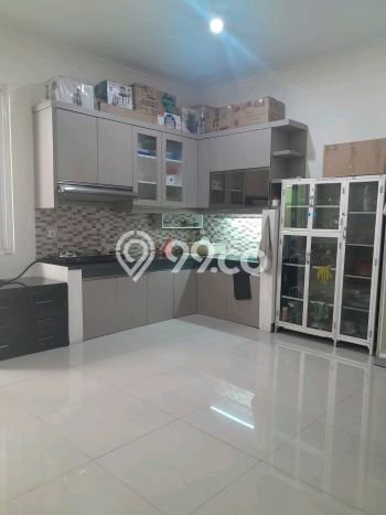 Rumah Asri Taman Kopo Indah, Lingkungan Sejuk - 4 KT Rumah Asri Taman Kopo Indah, Lingkungan Sejuk - 4 KT
