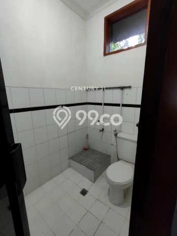 Dijual! Ruko di Sumurbandung Bandung LT 196m2 / LB 300m2 Kawasan Strategis Dijual! Ruko di Sumurbandung Bandung LT 196m2 / LB 300m2 Kawasan Strategis