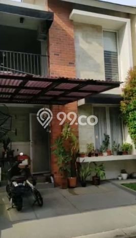 Dijual Hunian Rumah Terawat 3 KT di Meruya, Jakarta Barat Dijual Hunian Rumah Terawat 3 KT di Meruya, Jakarta Barat