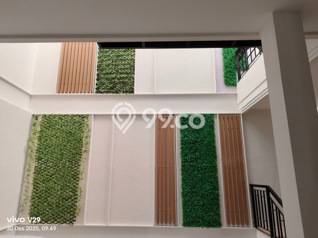 Lokasi terbaik! Rumah siap pakai dikontrakkan di Kelapa Gading LB 400m2 Lokasi terbaik! Rumah siap pakai dikontrakkan di Kelapa Gading LB 400m2