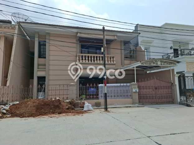 PRIME AREA! Rumah kawasan Kelapa Gading, 3 KM, Lingkungan Elite, Luas 300m² Bangunan 310m² PRIME AREA! Rumah kawasan Kelapa Gading, 3 KM, Lingkungan Elite, Luas 300m² Bangunan 310m²