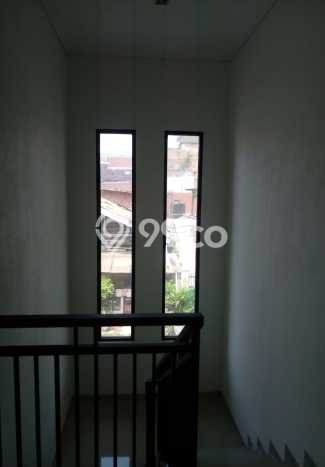 Rumah Elit Modern Siap Huni di Rawamangun Jakarta Timur Rumah Elit Modern Siap Huni di Rawamangun Jakarta Timur