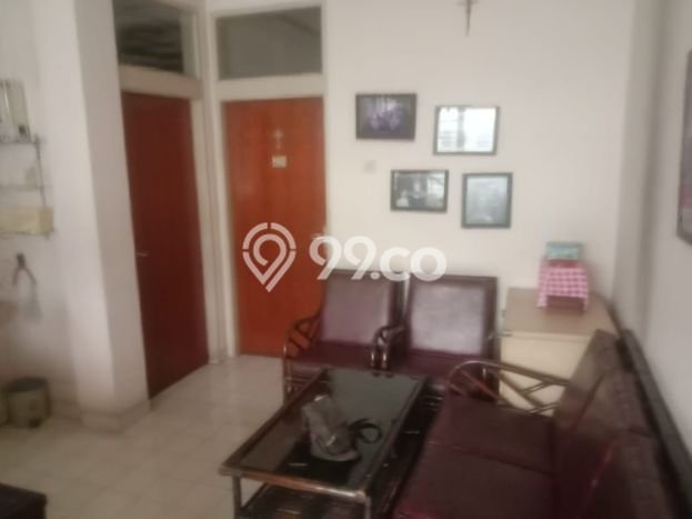 Dijual Rumah 4 Kamar Lokasi Ideal Bagus dan Strategis di Senen Dijual Rumah 4 Kamar Lokasi Ideal Bagus dan Strategis di Senen