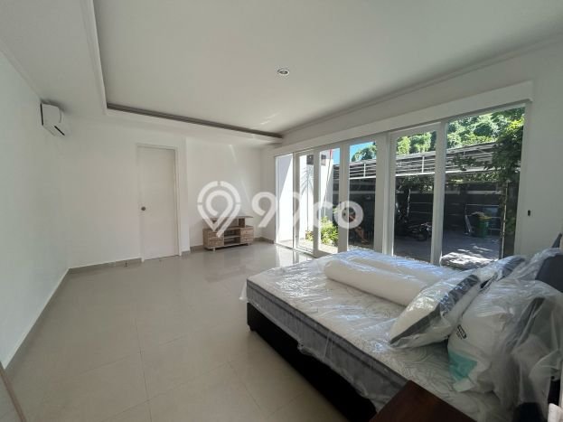 Rumah Terawat di , Denpasar, LT 600m2m² LB 400m2m² HARGA MENARIK! Rumah Terawat di , Denpasar, LT 600m2m² LB 400m2m² HARGA MENARIK!