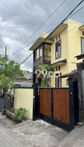 Disewakan Cepat Rumah Kondisi Bagus di Kawasan Denpasar Barat, Denpasar Disewakan Cepat Rumah Kondisi Bagus di Kawasan Denpasar Barat, Denpasar