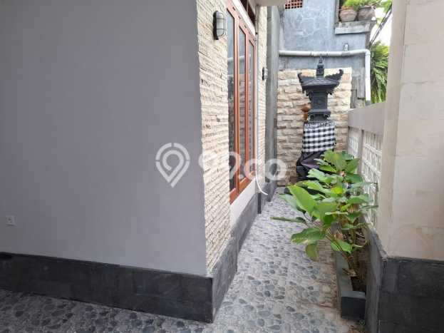 Rumah di Kerobokan, 2 KT, Lingkungan Strategis, LT 100m² LB 80m² Rumah di Kerobokan, 2 KT, Lingkungan Strategis, LT 100m² LB 80m²