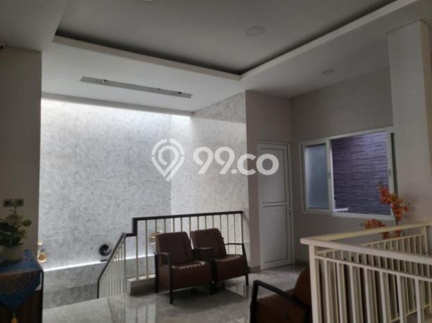 Ready to Use! Premium House LT 180m2 Desain Modern di Taman Palem Ready to Use! Premium House LT 180m2 Desain Modern di Taman Palem