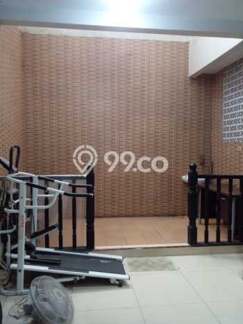 Rumah Disewakan Jakarta Barat LT 120m2 LB 172m2 Area Taman Surya Rumah Disewakan Jakarta Barat LT 120m2 LB 172m2 Area Taman Surya
