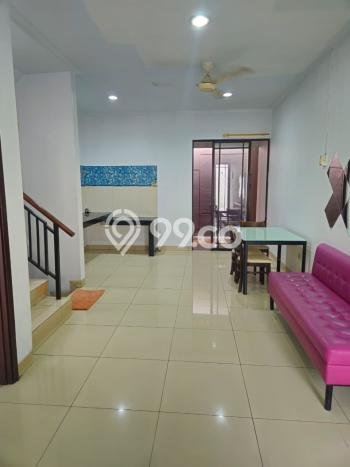Rumah kawasan , 3 KT, View Kota, LT 90m2m² LB 132m2m² Rumah kawasan , 3 KT, View Kota, LT 90m2m² LB 132m2m²