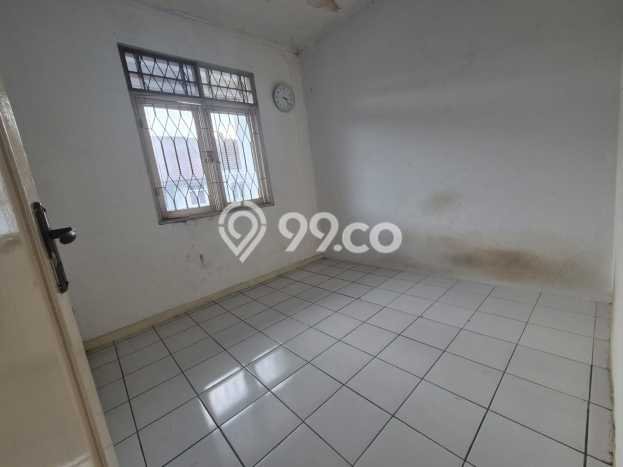Disewakan! Rumah 2 Kamar Tidur &
2 Kamar Mandi di Taman Palem, Jakarta Barat Disewakan! Rumah 2 Kamar Tidur &
2 Kamar Mandi di Taman Palem, Jakarta Barat