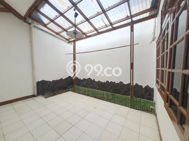 Dijual Hunian Rumah Terawat 3 Kamar di Cibubur, Jakarta Timur Dijual Hunian Rumah Terawat 3 Kamar di Cibubur, Jakarta Timur