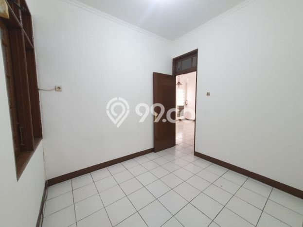 Dijual Hunian Rumah Terawat 3 Kamar di Cibubur, Jakarta Timur Dijual Hunian Rumah Terawat 3 Kamar di Cibubur, Jakarta Timur