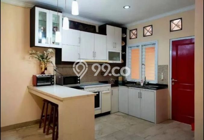 Rumah Elit Modern Tanpa Renovasi di Cibubur Jakarta Timur Rumah Elit Modern Tanpa Renovasi di Cibubur Jakarta Timur