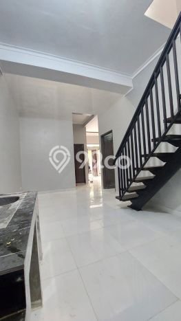 For Sale Rumah 3 Kamar Lokasi Strategis Nyaman dan Strategis di Gunung Putri For Sale Rumah 3 Kamar Lokasi Strategis Nyaman dan Strategis di Gunung Putri
