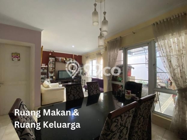 Dijual Rumah Luas Megah Dengan View Cantik di Kota Wisata, Jakarta Timur Dijual Rumah Luas Megah Dengan View Cantik di Kota Wisata, Jakarta Timur