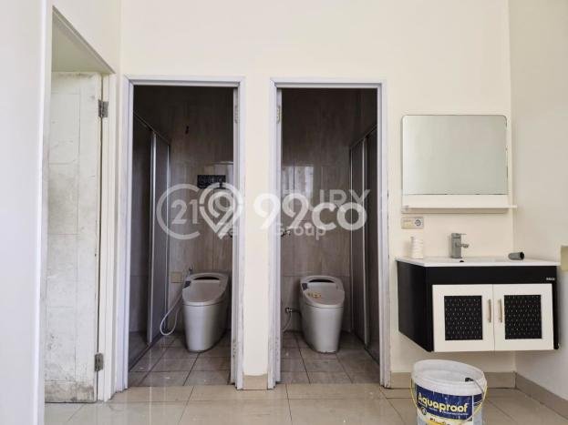 KAWASAN KOMERSIAL! Ruko For Rent Kawasan Muara Karang, Luas 500m², Akses Utama KAWASAN KOMERSIAL! Ruko For Rent Kawasan Muara Karang, Luas 500m², Akses Utama