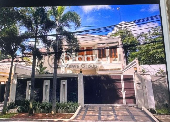 Siap Huni Rumah Mewah 4 Kamar di Menteng Dekat ke Mana Saja Siap Huni Rumah Mewah 4 Kamar di Menteng Dekat ke Mana Saja