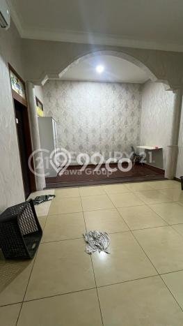Kost Dijual di Kemanggisan dengan 1 KT dan Luas 326m2 Kost Dijual di Kemanggisan dengan 1 KT dan Luas 326m2
