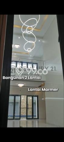 Ready to Use! Luxury House LT 307m2 Desain Elegan di Fatmawati Ready to Use! Luxury House LT 307m2 Desain Elegan di Fatmawati