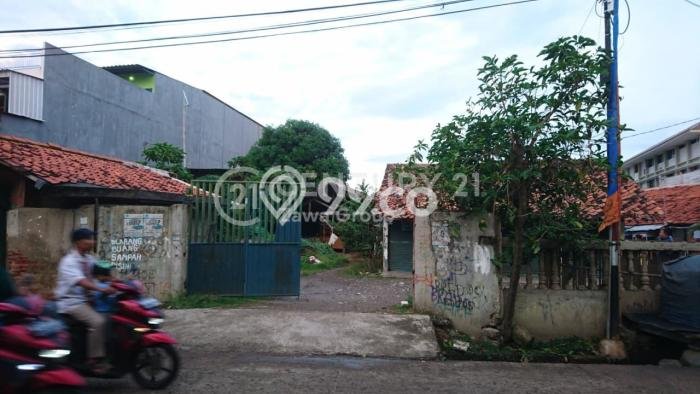 Siap Huni Rumah Mewah 5 Kamar di Cengkareng Dekat ke Mana Pun Siap Huni Rumah Mewah 5 Kamar di Cengkareng Dekat ke Mana Pun