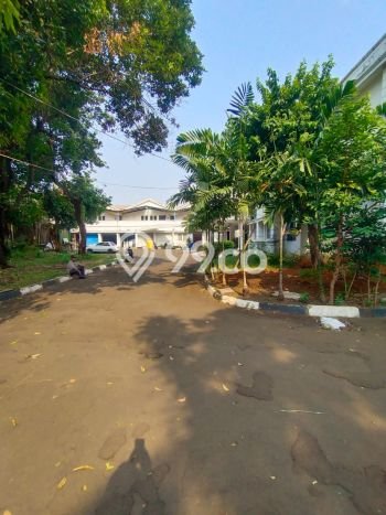 For Sale! Luxury House LT 9915m2 Desain Elegan di Kemang For Sale! Luxury House LT 9915m2 Desain Elegan di Kemang