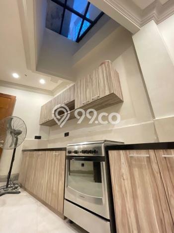 PILIHAN TEPAT! Rumah kawasan Menteng, 3 KM, Dekat Mall, LT 320m2m² LB 500m2m² PILIHAN TEPAT! Rumah kawasan Menteng, 3 KM, Dekat Mall, LT 320m2m² LB 500m2m²