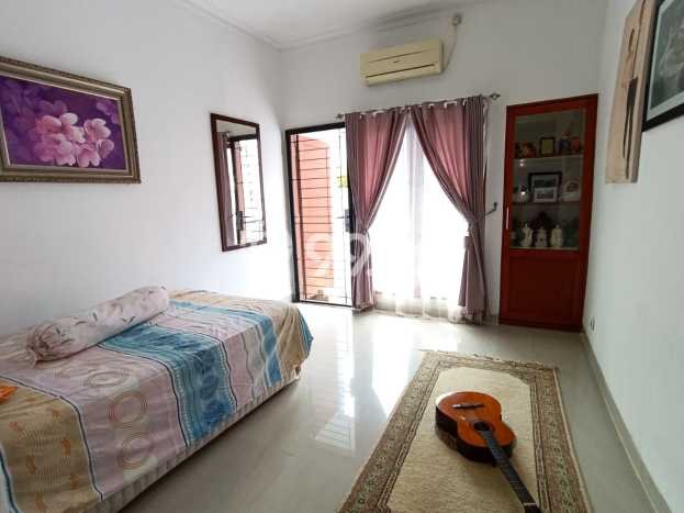 Hunian Eksklusif Siap Huni LT 206m2 di Palmerah, Jakarta Barat Hunian Eksklusif Siap Huni LT 206m2 di Palmerah, Jakarta Barat
